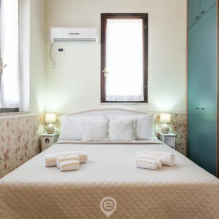Giulia'S Central Apartment Cagliari Exterior photo